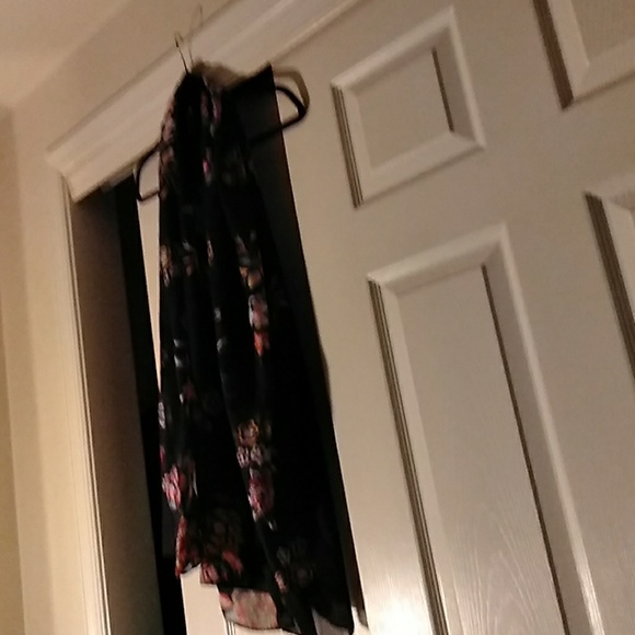 Scarf - Picture 2 of 2